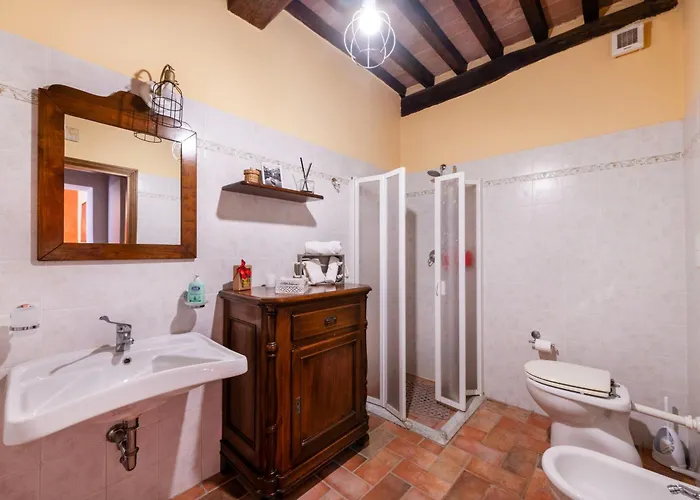 Il Castagno Toscana Aparthotel 4*