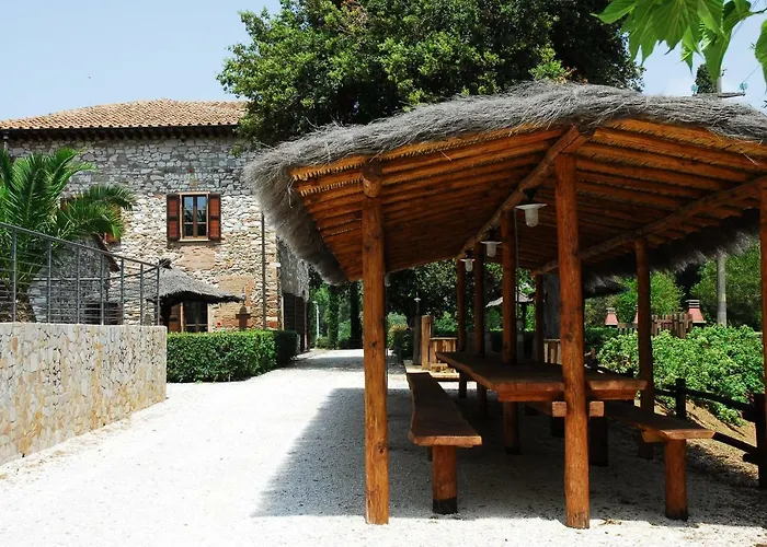 Il Castagno Toscana Aparthotel 4*