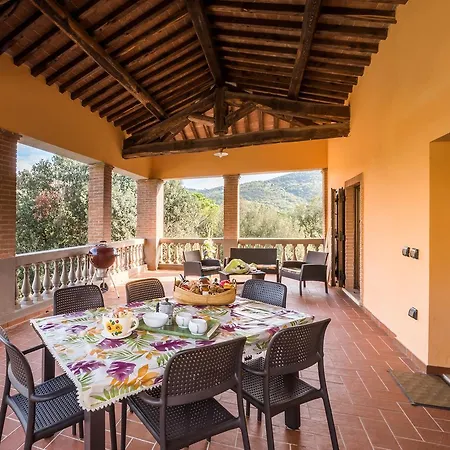 Il Castagno Toscana Aparthotel Campiglia Marittima